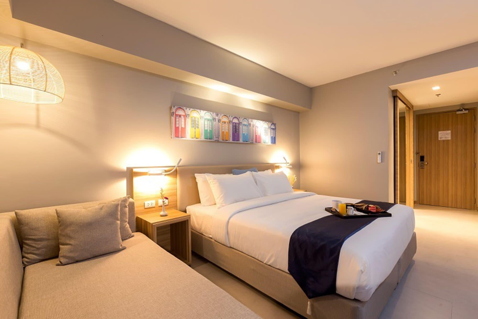 Journeyhub Phuket Patong Otel Dış mekan fotoğraf