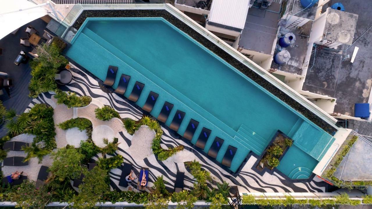 Journeyhub Phuket Patong Otel Dış mekan fotoğraf